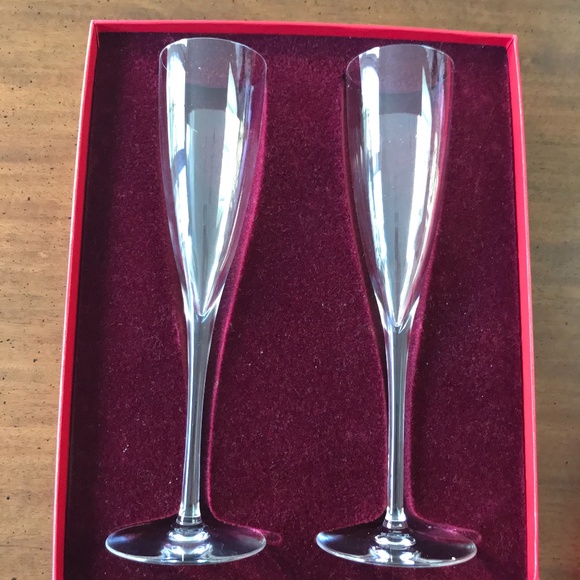 Pair of Baccarat Champagne Flutes - Picture 2 of 7